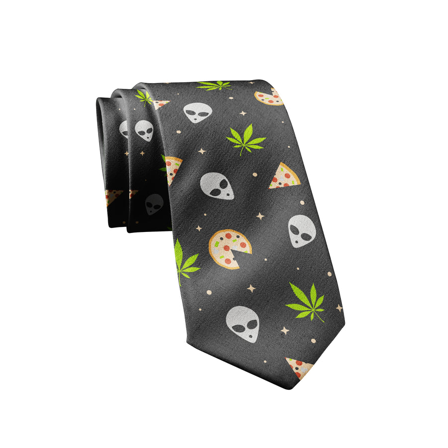 Funny Black Alien Weed Pizza Nerdy 420 Space Food Tee